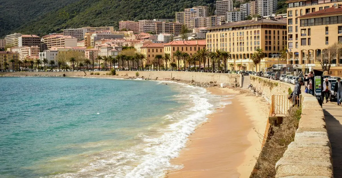 Ajaccio en février